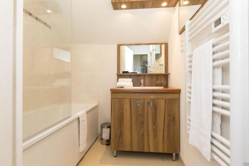 Odalys Residence Emerald Domain - Overview of Résidence Odalys Domaine De Lemeraude