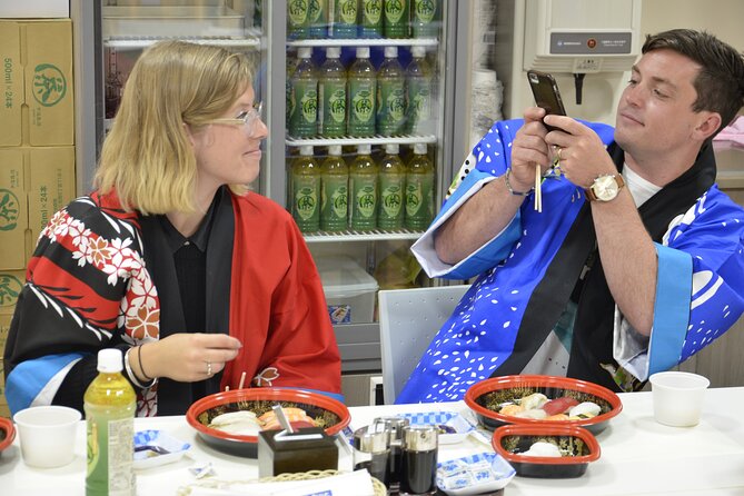 Osaka Sushi Making Class at a Conveyor-belt Sushi Restaurant