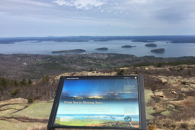 Premium Narrated Bus Tour of Bar Harbor and Acadia National Park (3.5 Hours)