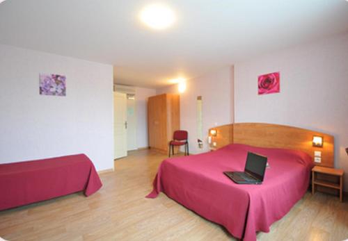 Prim Hotel Reims - Hotel Overview and Location