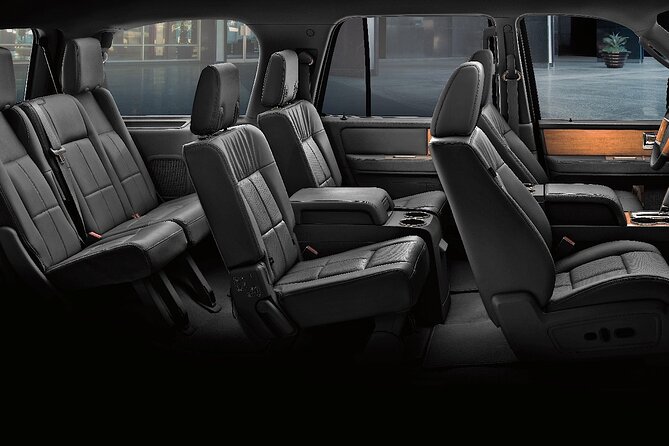 Private Arrival Transfer: Buffalo Niagara International Airport to Buffalo, NY