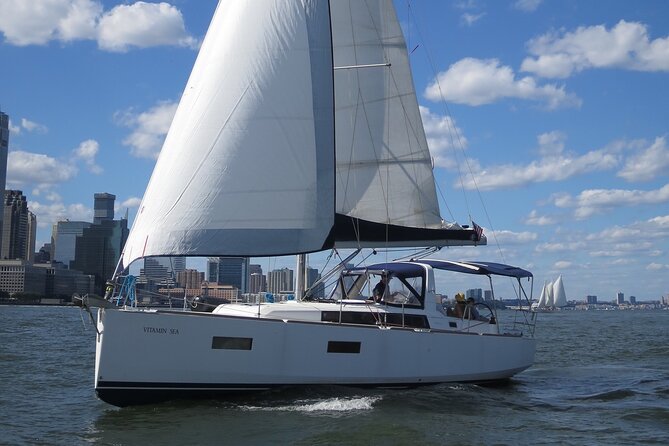 Private Sailboat Guided Tour of New York City