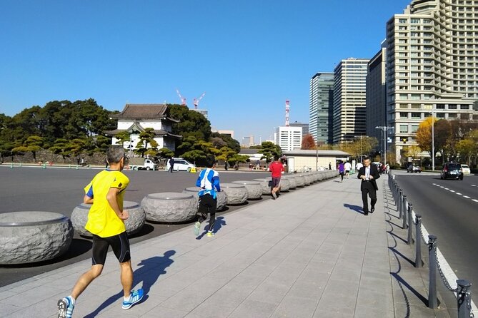 Private Sunrise Run: Explore Imperial Palace in Exclusive Style