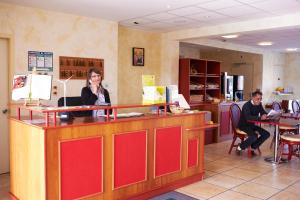 Relais De La Grange - Hotel Overview and Location