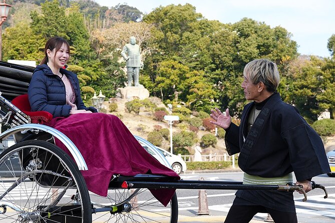 Rickshaw Tour of Kagoshimas Historical and Cultural Sites