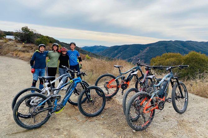 Scenic Santa Monica Electric Mountain Biking Tour (Beginner)