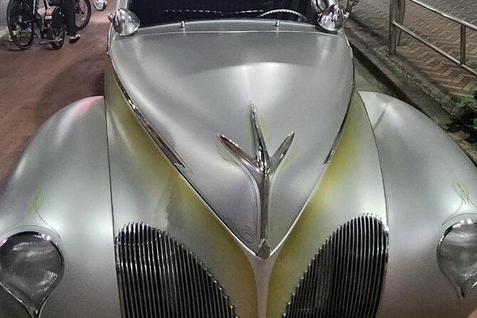 Sports and Classic Car Tour in Tokyo