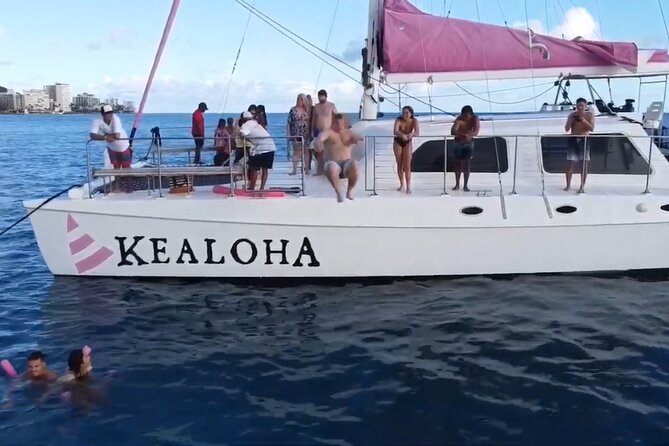 Sunset Boat Cruise: Swim and Cruise Waikiki