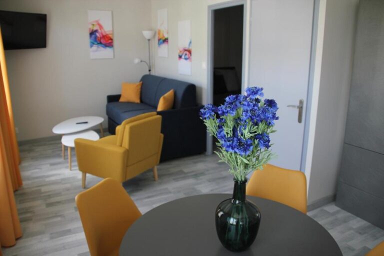 The Apartments of Saint Hubert Review