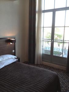 THE ARCADES - Hotel Overview