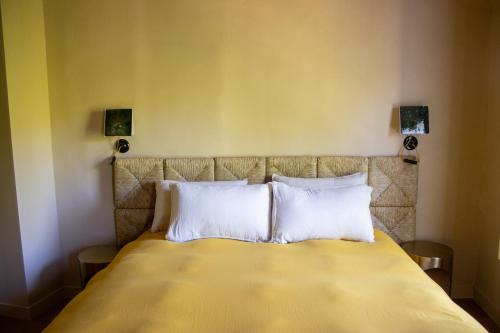 THE CLOS DES ARÔMES - Overview of LE CLOS DES ARÔMES