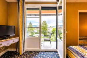 The Hourglass of Time - The Charm of Argentat