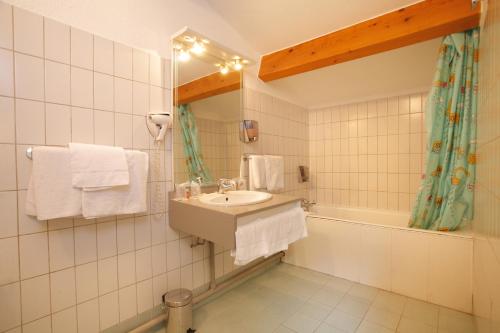 The Originals City, Hotel La Belle Étape, Brignoles - Overview of The Originals City, Hotel La Belle Étape