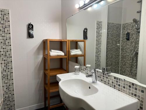 The Originals City, Hotel Napoleon, La Roche-sur-Yon - Hotel Overview
