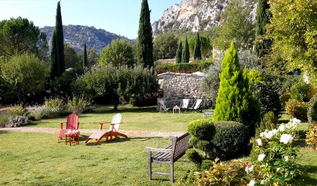 The Relay Notre Dame - Overview of Le Relais Notre Dame