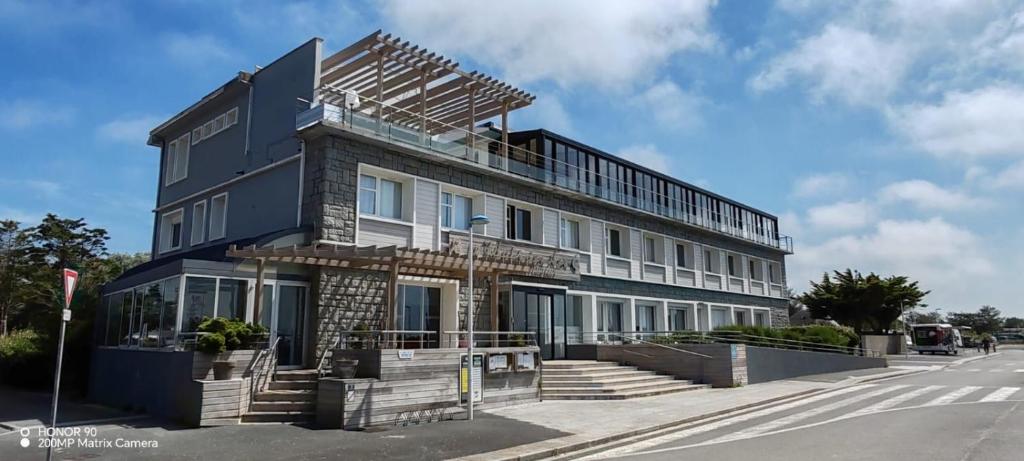 The Relay of the Islands - Overview of Le Relais Des Iles