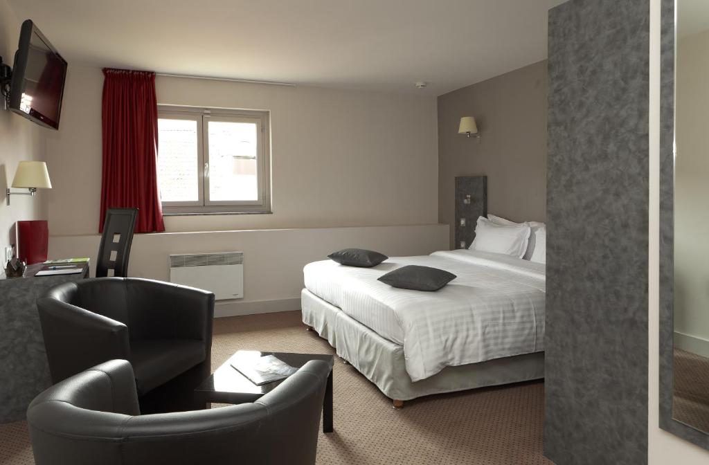 The Table of Gustave - Hotel Overview and Location