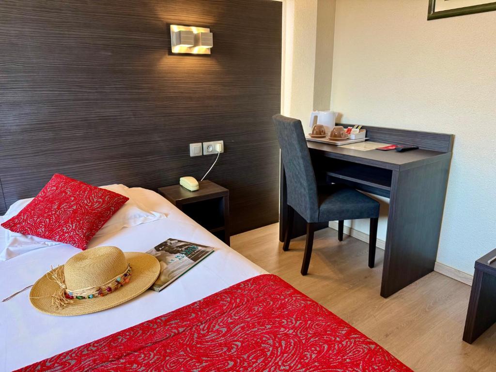 The White Horse - A Glimpse Into Le Cheval Blanc