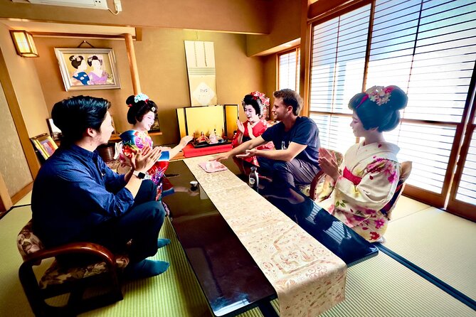 Tokyo Geisha Experience and Sake Drinking Tour