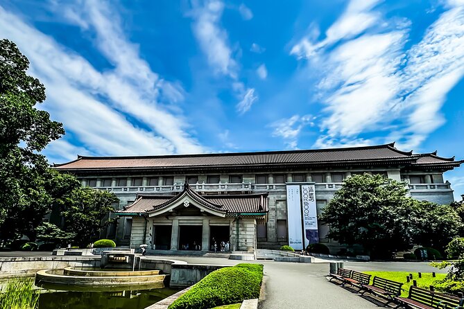 Tokyo National Museum & Ueno Park Private Guided Tour