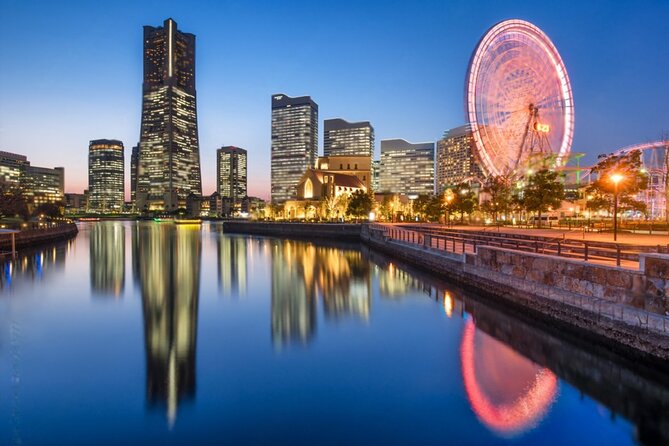 Tokyo: Yokohama Day and Night Tour With English Speaking Driver