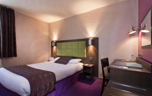 Tourhotel Blois - Hotel Overview