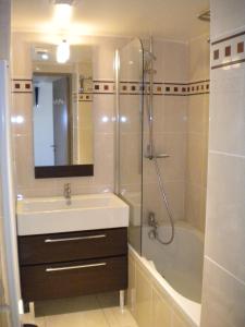 Vacancéole - Carré Marine Residence - Property Overview