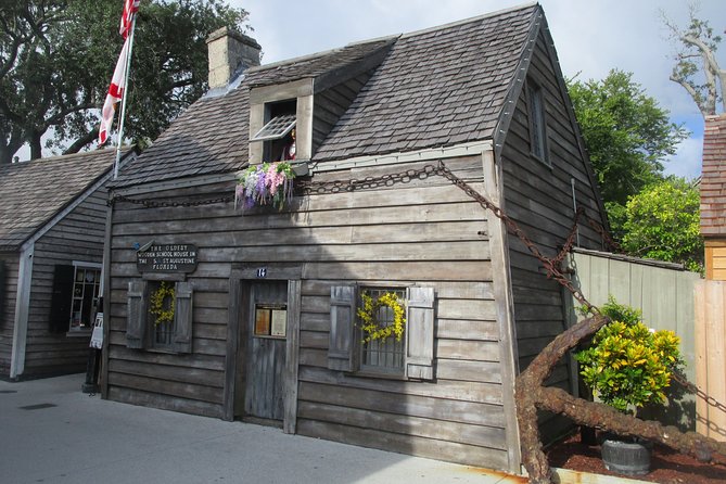 10:30pm Shadows of the Supernatural Tour - Researched History and Stories