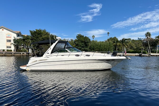 2 Hour Serenity and Scenic Yacht Tour With Champagne - Meeting and Pickup