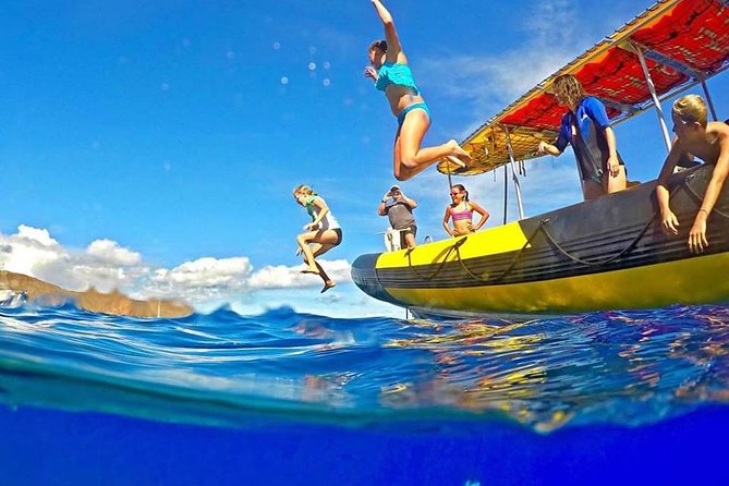 4 Hour Molokini Snorkel Tour Adventure in Maui - Boat and Group Size