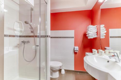 Ace Hotel Montluçon - Location and Accessibility