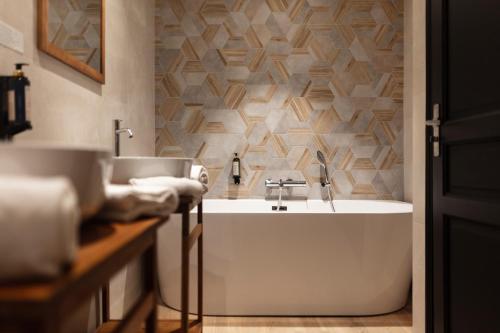 Arena Hotel - Accommodation Types