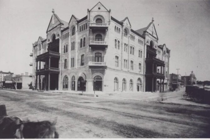 Austin's Haunted Ghost and Murder Tour - Inclusions and Amenities