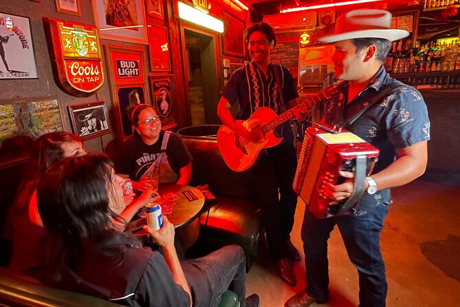 Authentic & Traditional Musial Park Serenade (trio) - Inclusions and Amenities