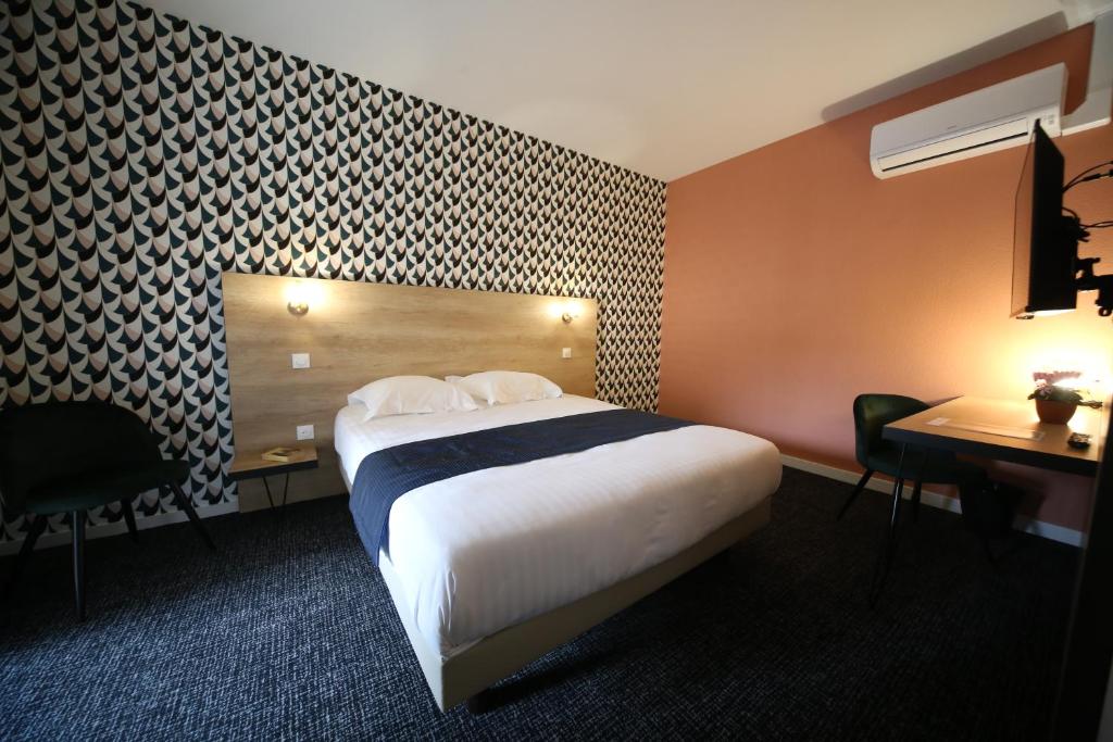 Best Western Hotel Fontaine Argent - Amenities and Services