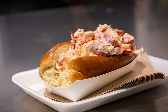 Boston Seafood Lovers Adventure - Iconic New England Dishes