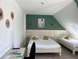 Brit Hotel Du Dauphin LAigle - Amenities and Services