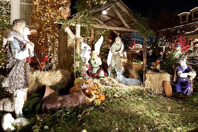 Brooklyn Dyker Heights Christmas Wonderland Bus Tour - Guided Evening Tour Experience