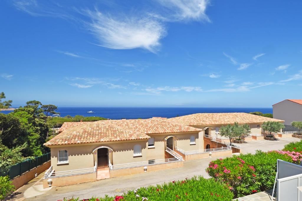 Calvi Residence, Aparthotel - Accommodation Options