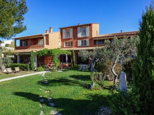 Castillon Des Baux - Accommodation and Amenities