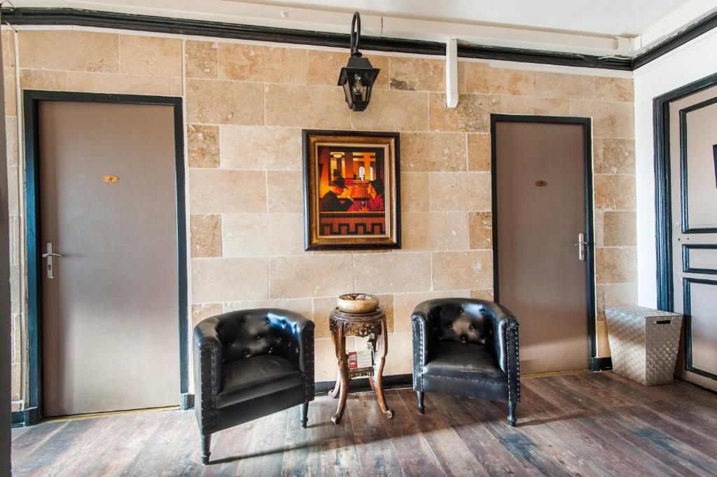 Charming Hotel Le Provence - Amenities and Features