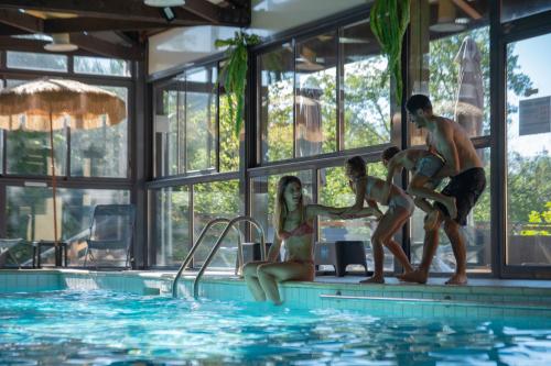 Club Vacances Bleues Les Horizons Du Lac (Formerly Serre-Du-Villard) - Amenities and Facilities