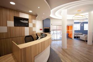 Comfort Hotel Clermont Saint Jacques - Location and Accessibility