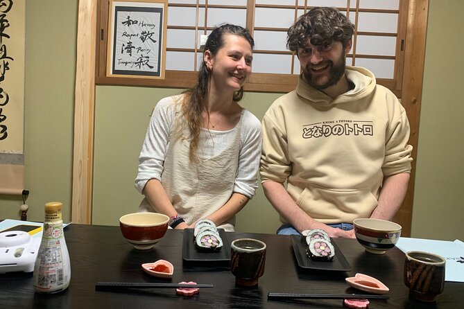 Decorative Sushi Rolls Experience in Kyoto - Hands-On Sushi Rolling