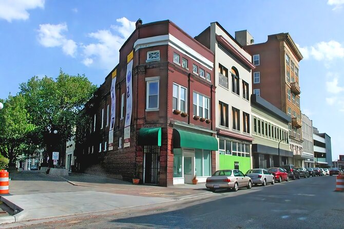 Durham African-American Historic Walking Tour - Tour Features and Accessibility