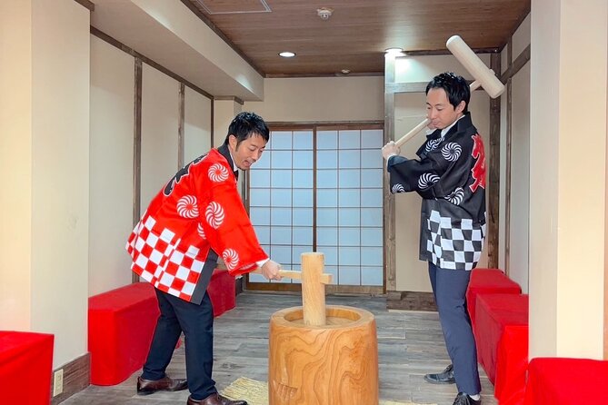 【For Adult】Traditional Mochi Pounding Experience With Tasting - Meeting and Pickup Details