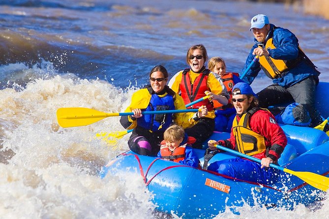 Far Flung Adventures Rio Grande Racecourse - Guides and Safety
