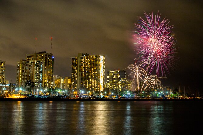 Friday Night Waikiki Fireworks Catamaran Cruise - Inclusions and Amenities