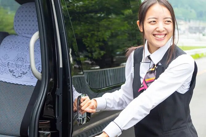 Fukuoka Airport to From Fukuoka City Private Taxi Transfers - Meeting and Pickup Details