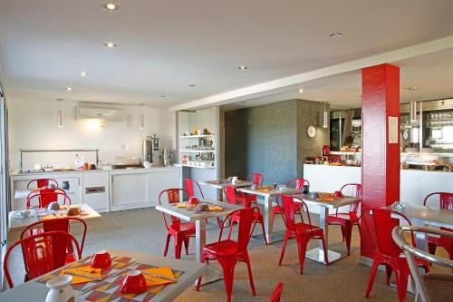 Funtana Marina Hotel - Accommodation and Amenities